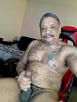 yellowwetfox online show from March 2026 05:11:02 PM