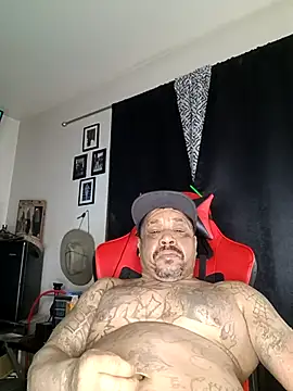 yellowwetfox online show from February 2025 03:48:01 AM