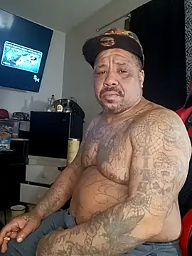 yellowwetfox online show from December 2024 01:32:02 AM