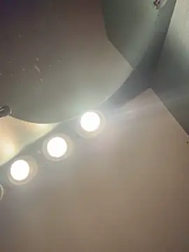 Snapshot of annablisss chatting on February 2026 07:51:01 AM annablisss online show from February 2026 07:51:01 AM