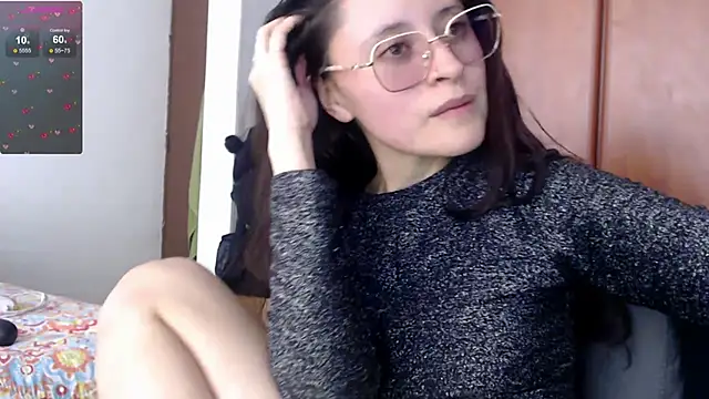 Juls winter  online show from February 2025 08:07:02 PM