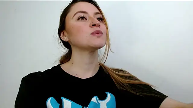 Juls winter  online show from May 2026 06:46:01 PM