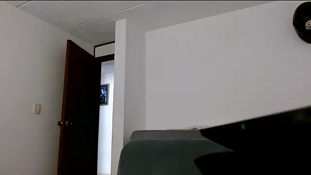 Juls winter  online show from March 2026 06:24:01 PM