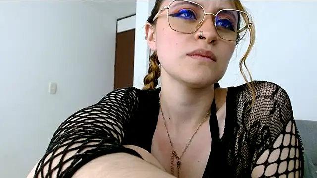 Juls winter  online show from March 2026 06:13:02 PM