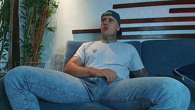 Joeysexx2 online show from November 2025 03:10:02 AM