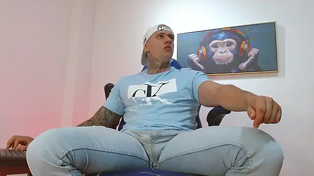 Joeysexx2 online show from February 2026 04:02:01 AM