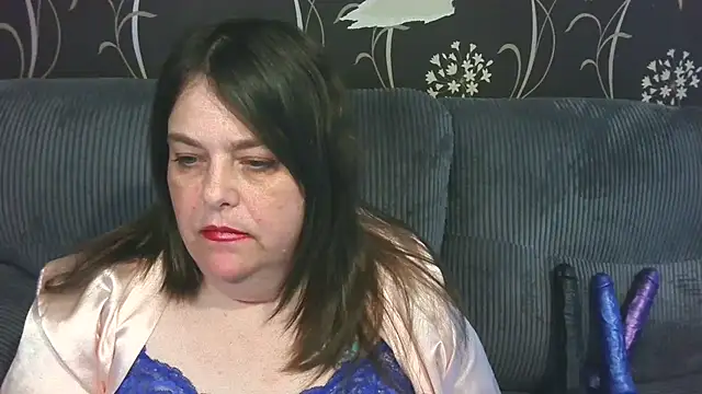 HouseWifeWhore Milf online show from April 2026 03:29:01 PM