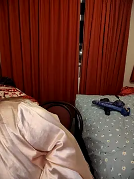 Snapshot of HouseWifeWhore_Milf chatting on May 2026 09:55:02 PM HouseWifeWhore Milf online show from May 2026 09:55:02 PM