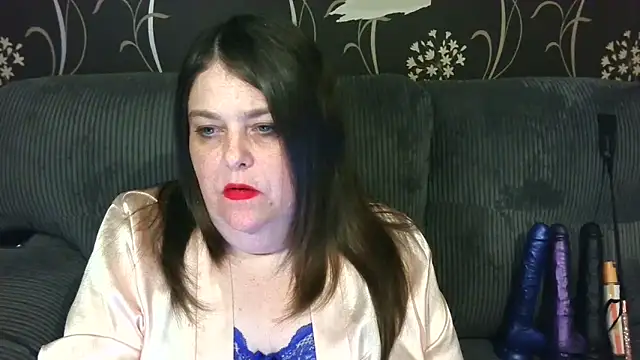 HouseWifeWhore Milf online show from April 2026 12:11:02 AM