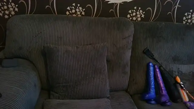 HouseWifeWhore Milf online show from March 2026 02:27:01 PM