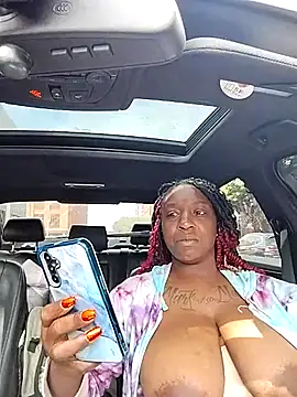 markquanna online show from October 2025 05:38:02 PM