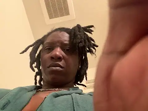 markquanna online show from May 2026 09:09:02 PM