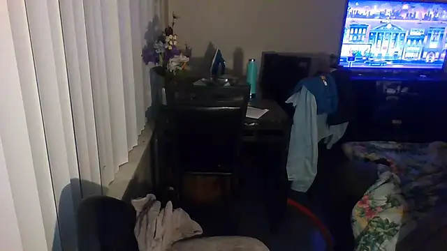 markquanna online show from October 2025 05:42:02 AM