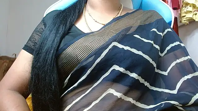 Snapshot of tamilharini chatting on September 2025 04:52:02 AM tamilharini online show from September 2025 04:52:02 AM