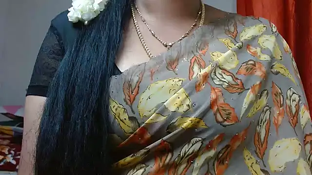 Snapshot of tamilharini chatting on September 2025 04:41:01 AM tamilharini online show from September 2025 04:41:01 AM