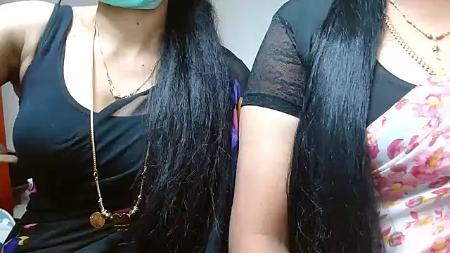 Snapshot of tamilharini chatting on October 2025 05:18:01 AM tamilharini online show from October 2025 05:18:01 AM