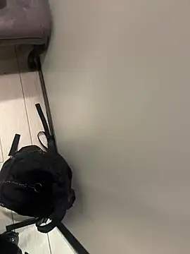 CrazzyChicks online show from March 2026 06:40:01 AM