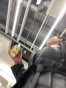 CrazzyChicks online show from March 2026 05:10:02 AM