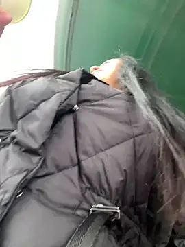 CrazzyChicks online show from April 2026 08:20:02 AM