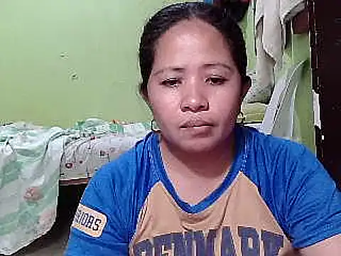 Snapshot of sweetlady_pinay chatting on February 2025 04:23:01 AM sweetlady pinay online show from February 2025 04:23:01 AM
