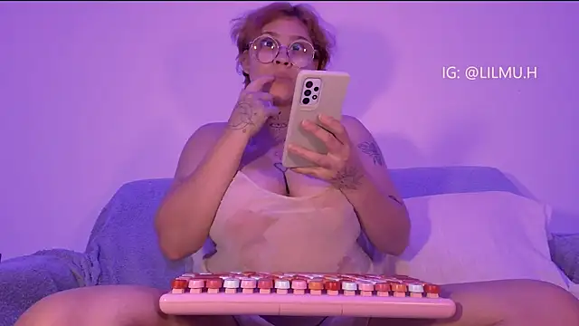 Snapshot of Lilmuh_ chatting on October 2025 11:29:02 PM Lilmuh online show from October 2025 11:29:02 PM