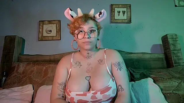 Snapshot of Lilmuh_ chatting on January 2025 02:40:02 AM Lilmuh online show from January 2025 02:40:02 AM