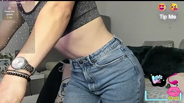 Charlotte7-7 online show from January 2026 01:53:02 AM