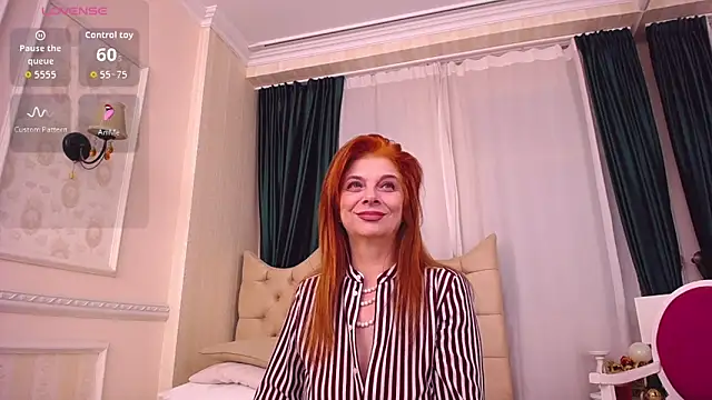 Snapshot of GiselleFox chatting on February 2026 01:57:01 AM GiselleFox online show from February 2026 01:57:01 AM