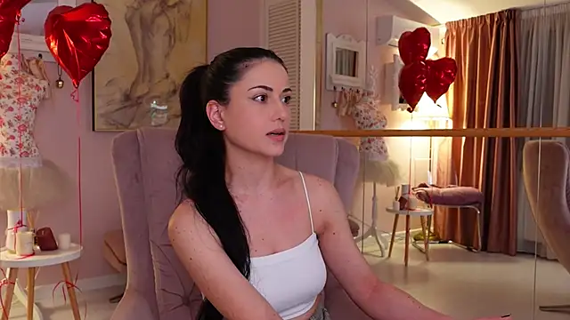 OliviaSirena online show from February 2026 10:32:02 PM