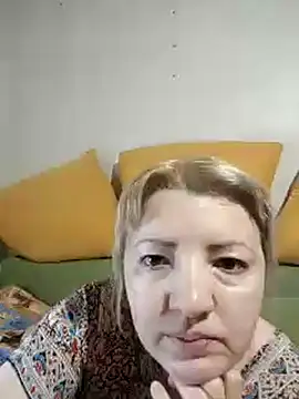 stefanyharper16 online show from November 2025 07:28:01 PM