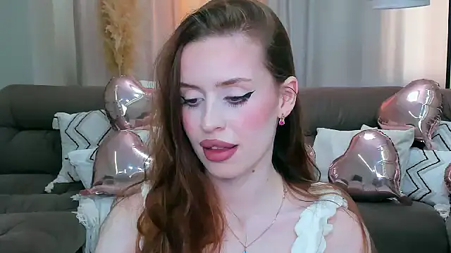 Snapshot of _Sweet__Cherry_ chatting on April 2026 04:19:02 AM Sweet Cherry online show from April 2026 04:19:02 AM
