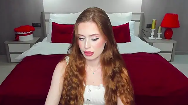 Snapshot of _Sweet__Cherry_ chatting on May 2026 06:21:02 PM Sweet Cherry online show from May 2026 06:21:02 PM