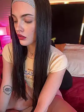 KarissaChantelle online show from April 2026 02:23:02 PM