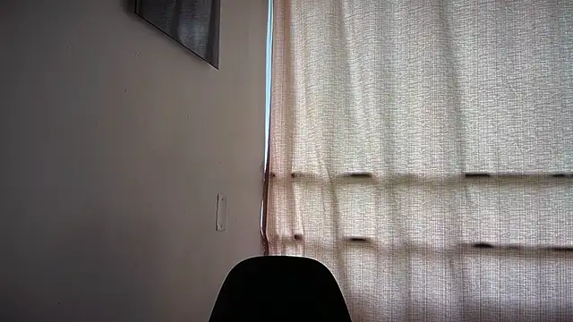 romeolovedark online show from March 2026 06:25:01 PM