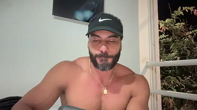 Snapshot of romeolovedark chatting on September 2025 02:34:02 AM romeolovedark online show from September 2025 02:34:02 AM
