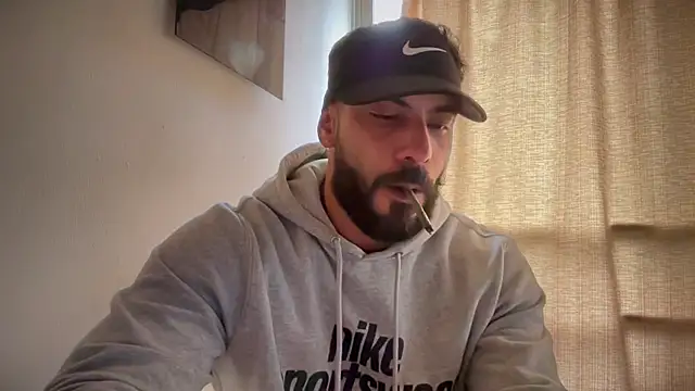 romeolovedark online show from March 2026 08:54:02 PM