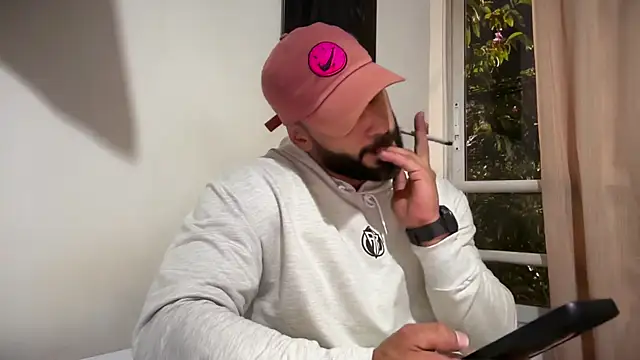 romeolovedark online show from April 2026 02:17:01 AM