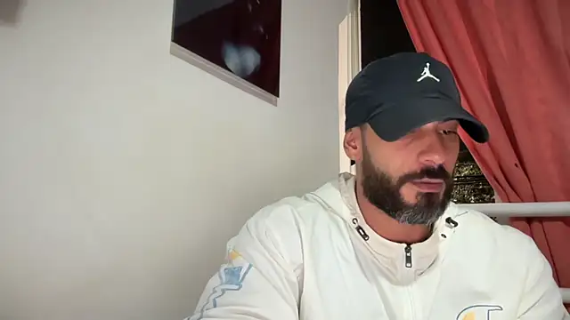 romeolovedark online show from November 2025 04:56:02 AM