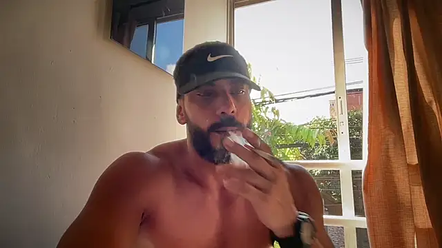 romeolovedark online show from February 2026 02:06:02 PM