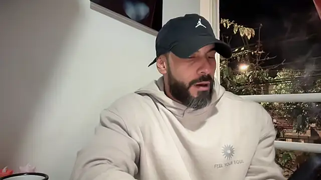 romeolovedark online show from November 2025 04:39:01 AM