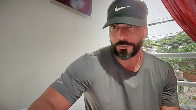 romeolovedark online show from November 2025 08:56:02 PM