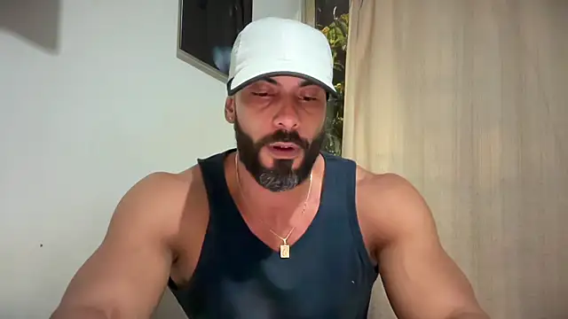 Snapshot of romeolovedark chatting on May 2026 11:46:02 PM romeolovedark online show from May 2026 11:46:02 PM