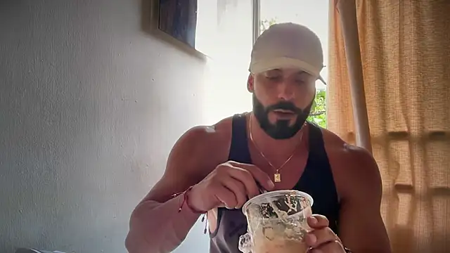 romeolovedark online show from April 2026 09:22:01 PM