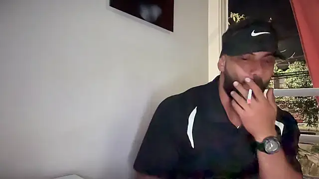 romeolovedark online show from November 2025 07:55:01 AM