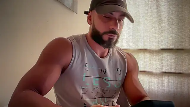 romeolovedark online show from March 2026 05:17:01 PM