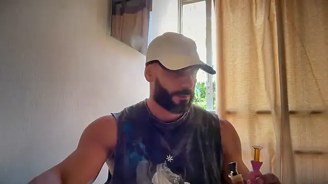 Snapshot of romeolovedark chatting on June 2026 03:11:02 PM romeolovedark online show from June 2026 03:11:02 PM