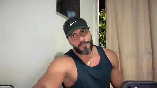 romeolovedark online show from February 2026 12:43:01 AM