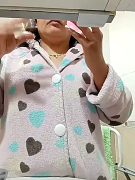 laura dirtyhot online show from November 2025 11:47:02 AM