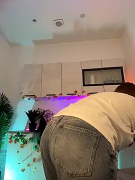 IvyHoney online show from October 2025 08:11:02 AM