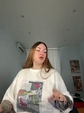 IvyHoney online show from October 2025 07:43:02 AM